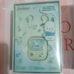 SANRIO wireless Bluetooth headphones